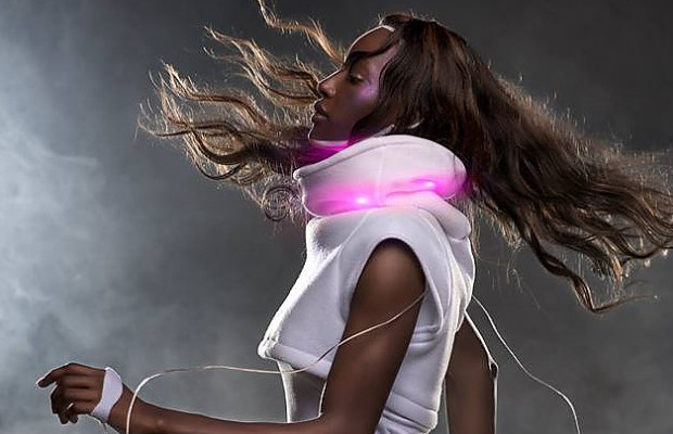 Высокотехнологичный свитер покажет настроение своего владельца - «Гаджеты»