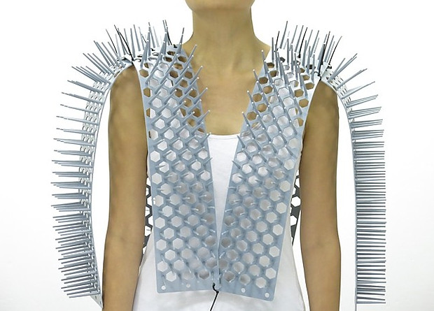 Жилет Spike Away защитит ваше личное пространство - «Гаджеты»