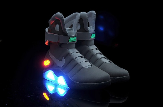 «Кроссовки из будущего» Nike Air Mag вновь появятся в следующем году - «Гаджеты»