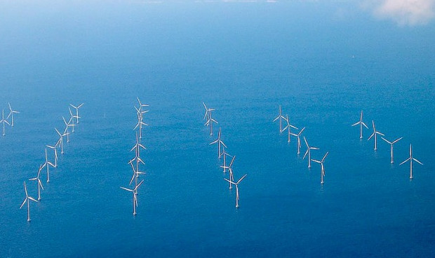 Учёный предложил бороться с ураганами при помощи ветряков - «Технологии»