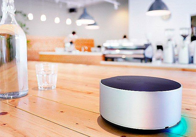 Робот Уве уничтожает микробы на кухонной столешнице с помощью ультрафиолета - «Гаджеты»