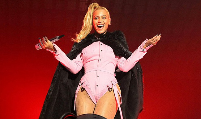 Потанцевать с Бейонсе поможет голограмма - «Технологии»