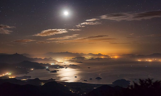 Фотографы из 80 стран представили более 4500 снимков ночного неба - «Космос»