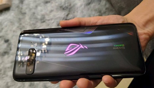 ASUS ROG Phone 3 появился на видео: внешний вид, как у ROG Phone 2, тройная камера и дисплей без отверстий - «Смартфоны»