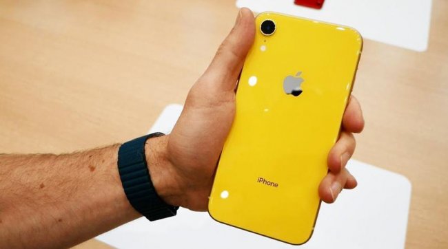 iPhone XR, два Samsung Galaxy A и ни одного флагмана: самые продаваемые в мире смартфоны - «Смартфоны»