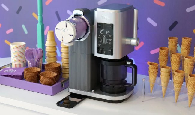 Машина Ninja Swirl позволит приготовить любое мороженое прямо у себя дома - «Техника»