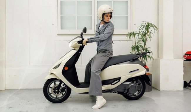 Suzuki представила e-Address — свой первый электрический скутер - «Техника»