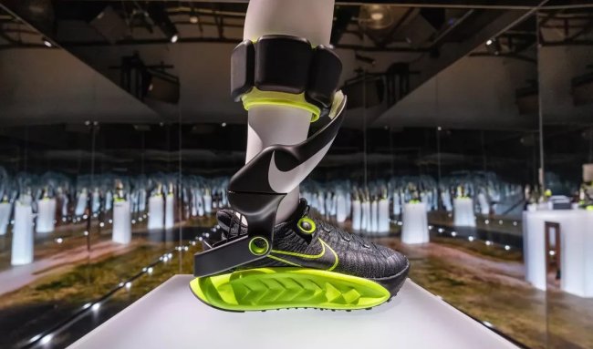Nike представила Project Amplify — мощный электропривод для спортивной обуви - «Техника»