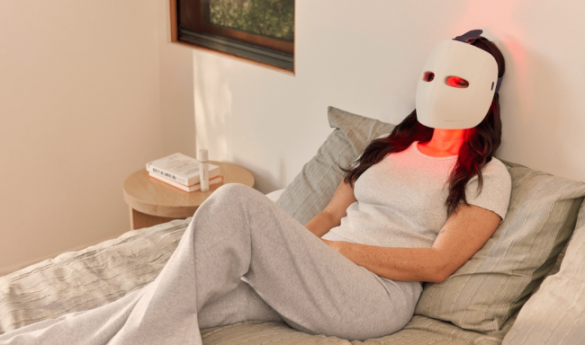 Светодиодная маска TheraFace Mask Glo разгладит кожу (и пригодится на Хэллоуин) - «Гаджеты»